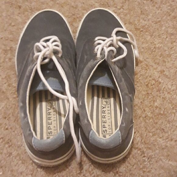 Sperry Top-siders (slightly faded on tops both) - Picture 6 of 7